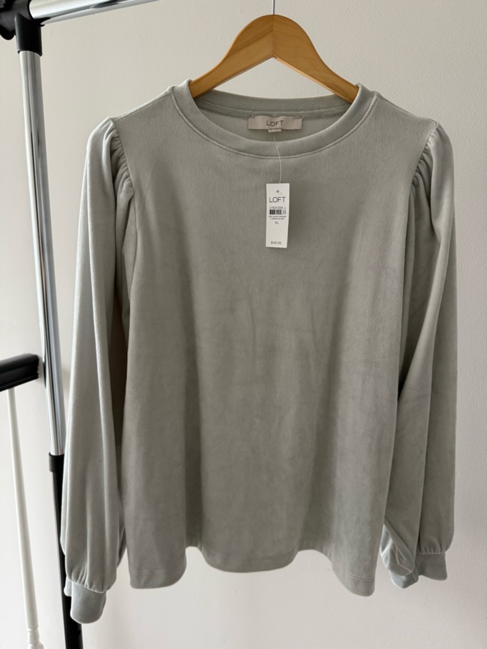 LOFT Women's Light Gray Puff-Sleeve Long Sleeve Top